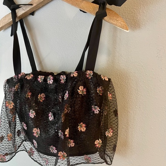 Saloni Jemi Top. - Picture 6 of 9